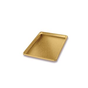 Quarter-Size Display Pan