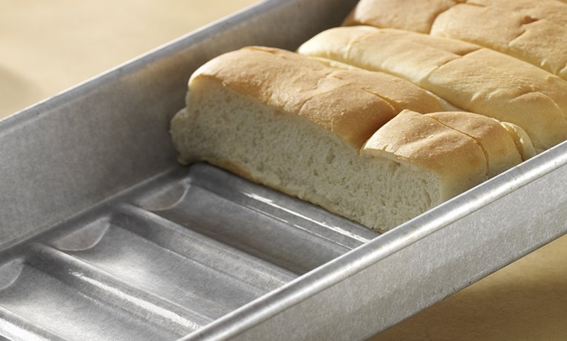 USA PAN Hot Dog Bun Pan with AMERICOAT® ePlus Glaze